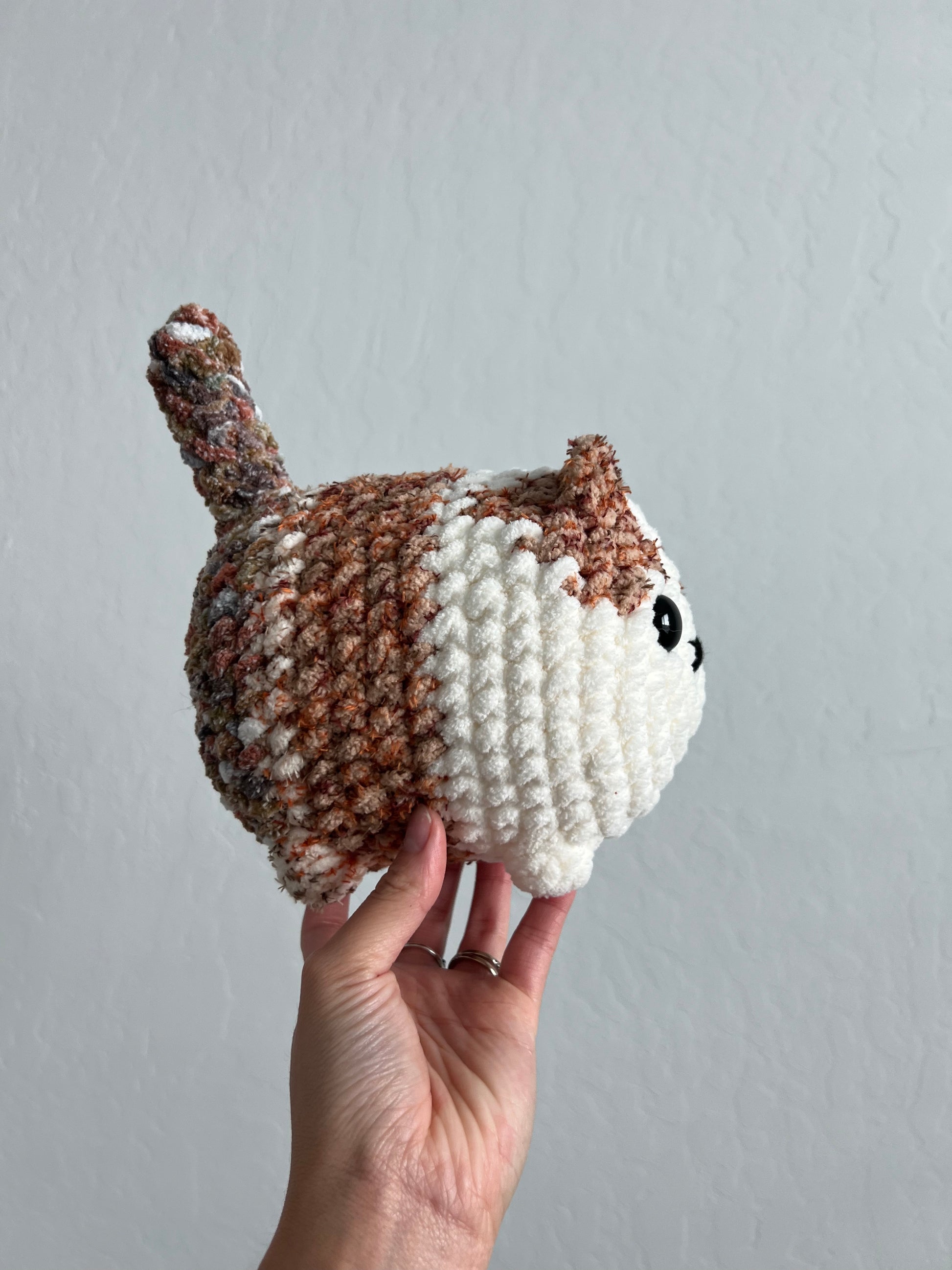 Shay - Loaf Cat – CrochetByGenna