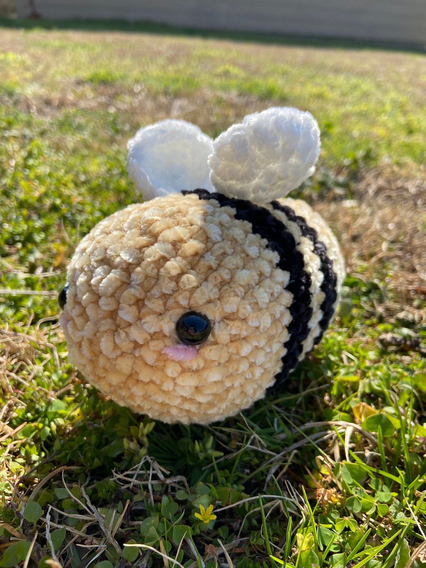 2-in-1 Bee Crochet Pattern - 2 Styles